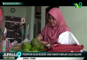 Surabaya: Peran Penting Wanita Muslimah Urban Mendidik Anak – Jurnal Utama