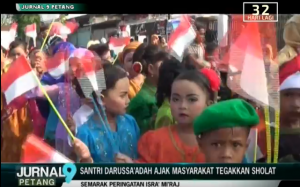 Surabaya: Semarak Santri Darussadah Ajak Masyarakat Tegakkan Sholat – Jurnal9