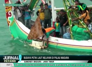 Budaya Petik Laut dan Pawai Perahu Hias di Pulau Madura