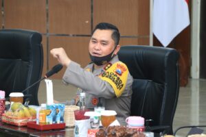 Kapolda Perintahkan Seluruh Kapolres Turun. Jangan Berdiam di Kantor Saja. Ada Apa Ya?