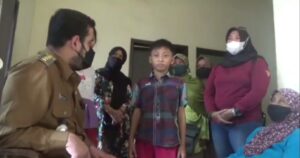 Pastikan Bansos Tepat Sasaran, Wali Kota Probolinggo Datangi Warga Kurang Mampu