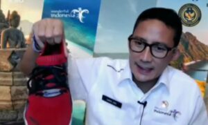 Sepatu Favorit Sandiaga Uno Buatan Surabaya