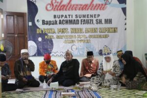 Bupati Sumenep dan Wakil Kunjungi Tiga Pesantren di Pulau Sapeken, Butuh Sarjana Ekonomi Untuk Menata Kepulauan