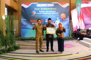 Garda Terdepan Selama Pandemi, Bupati Gresik Perjuangkan Afirmasi PPPK Nakes Honorer