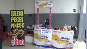 Pemulihan Ekonomi UMKM, PT KAI Daop 9 Gelar Stand Bazar