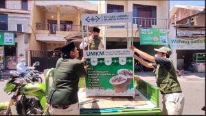 Perkuat Kemandirian Ekonomi Keluarga, Lazisnu Salurkan Gerobak UMKM Binaan dan Modal Usaha