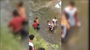 Jembatan Ambruk, Belasan Siswa Terluka