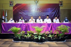 Jelang Verifikasi Faktual Kepengurusan Parpol Calon Peserta Pemilu Tahun 2024 Tingkat Provinsi, KPU Jatim Samakan Persepsi Bersama Parpol dan Stakeholder