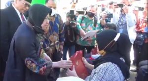 Menteri Sosial Genapi Bantuan Presiden untuk Ahli Waris Korban Tragedi Kanjuruhan
