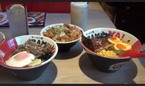 Mie Khas Jepang Dipadu dengan Sambal Bawang Khas Nusantara
