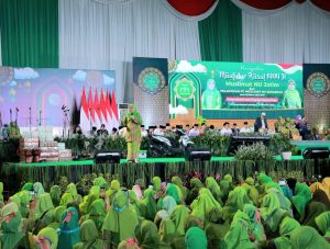 Gubernur Khofifah Sampaikan Pesan Pentingnya Kontribusi Muslimat NU dalam Menurunkan Stunting