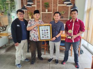 Mantan Jurnalis Yusuf Bachtiar Bawa Tejoasri Melompat Dua Level Menjadi Desa Mandiri