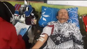 Peringatan Hari Guru Nasional, Guru di Pasuruan Gelar Bhakti Sosial Donor Darah