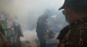 Musim Hujan Rawan DBD, Ansor Sedati Bersama Tim Kesehatan Fogging Desa Cemandi