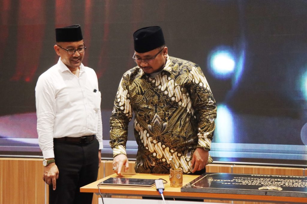 Menteri Agama Resmikan Gedung Baru UINSA Kampus Gunung Anyar