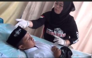 Sempurnakan Ibadah, Puluhan Anak di Kota Malang Ikuti Khitan Massal