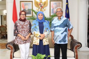 Kuatkan Layanan Sanggar Pendidikan Bagi Keluarga PMI di Malaysia, Khofifah Bertemu Dubes Indonesia untuk Malaysia