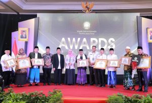 Komitmen Tingkatkan Pelayanan Umat, Ini 5 Penerima Anugerah Kinerja MUI se-Jawa Timur