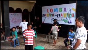 Liburan Sekolah, Anak Usia SD di Sumenep Antusias Ikuti Lomba Latto-Latto