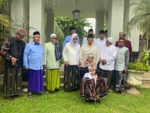 Sowan Ulama-Kiai Khos Jatim: Prabowo Minta Restu Untuk 2024