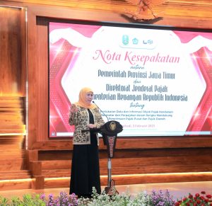 Optimalkan Data Informasi Perpajakan, Pempov Jatim Teken MoU dengan Dirjen Pajak