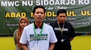 Bakti Relawan Bersihkan GOR Delta Sidoarjo Usai Resepsi 1 Abad NU