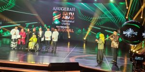 Di Anugerah 1 Abad NU, Khofifah: NU Emban Mandat Pengembangan Peradaban dan Perbaikan Kehidupan Berdasar Islam Rohmatan Lil’alamin