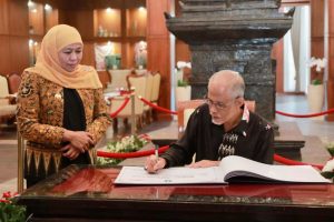 Terima Menteri Negara Singapura Masagos Zulkifli, Gubernur Khofifah Pererat Kerjasama Bidang Kesehatan, Sosial dan Pariwisata