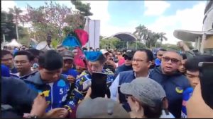 Temui Ribuan Relawan, Anis Sampaikan Sejarah Resolusi Jihad