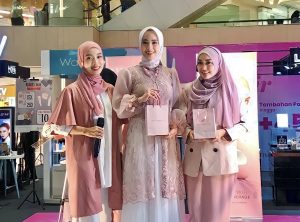Ciptakan Trend Makeup Idul Fitri, Instaperfect Hadirkan MUA Isnadewi dalam Beauty Class