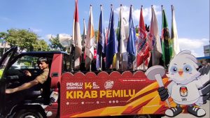 PPK-PPS Tambaksari Fasilitasi Checklist untuk Warga, Kirab Pemilu 2024 di Kota Surabaya