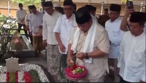 Kunjungi 3 Pesantren di Jombang, Prabowo : Tak Ada Pembicaraan Politik
