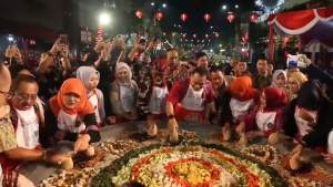 Festival Rujak Uleg Surabaya Masuk Daftar Kharisma Event Nusantara