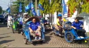 Emil Dardak Boyong Bentor Daftarkan Bacaleg DPRD Jatim