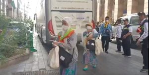 Jaga Kesehatan! Jemaah Haji Diimbau Sering Minum