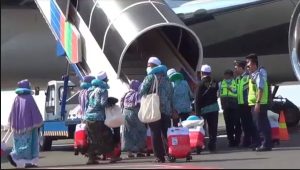 445 CHJ Kloter 1 Embarkasi Surabaya Diberangkatkan dari Bandara Internasional Juanda
