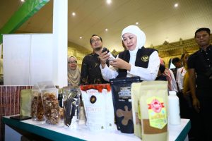 Temu Karya 1.500 Petani Hutan Jatim, Gubernur Khofifah Dorong KTH Tingkatkan Kualitas Produk Ekspor