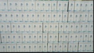 Ribuan Zam-Zam untuk Jemaah Haji Tiba di Embarkasi Surabaya
