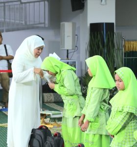 Tutup Tahun 1444 H, Gubernur Khofifah Santuni 1000 Anak Yatim untuk Keberkahan Jawa Timur