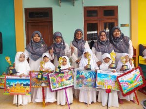 TK Muslimat NU Nurul Ishlah Tutup MPLS dengan Lomba Mewarnai 1 Muharram Ibu dan Anak