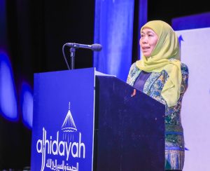 Dianugerahi Honorary Award for Global Peace and Women Empowerment, Pidato Khofifah Disambut Standing Ovation