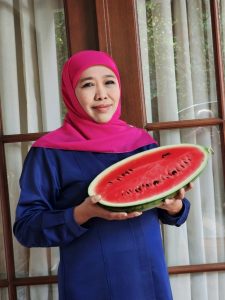 Ganti Foto Profil Bawa Semangka, Khofifah Ajak Dukung Perjuangan Rakyat Palestina