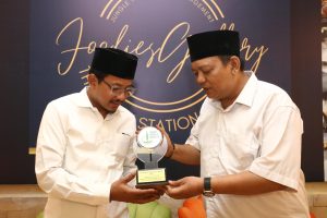 Ra Nasih Paket Lengkap Kader NU: Kiai, Politisi dan Akademisi