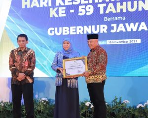 Hari Kesehatan Nasional ke-59, Gubernur Khofifah Tekankan Pentingnya Enam Pilar Transformasi Kesehatan