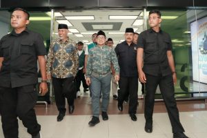 Tiba di Kota Padang, Gus Imin Disambut ‘Tari Pasambahan’