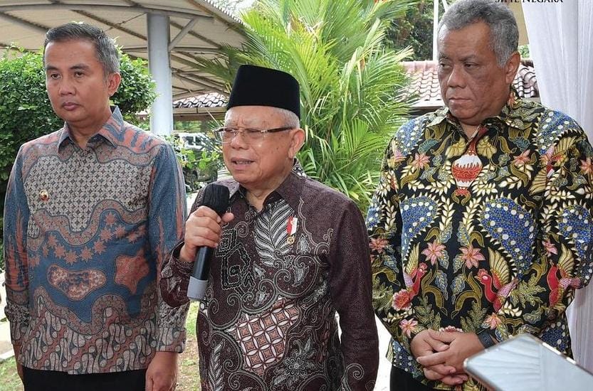 Wapres Dorong Kolaborasi Intelektual-Ulama Pacu Ekonomi Syariah dan Industri Halal di Indonesia.