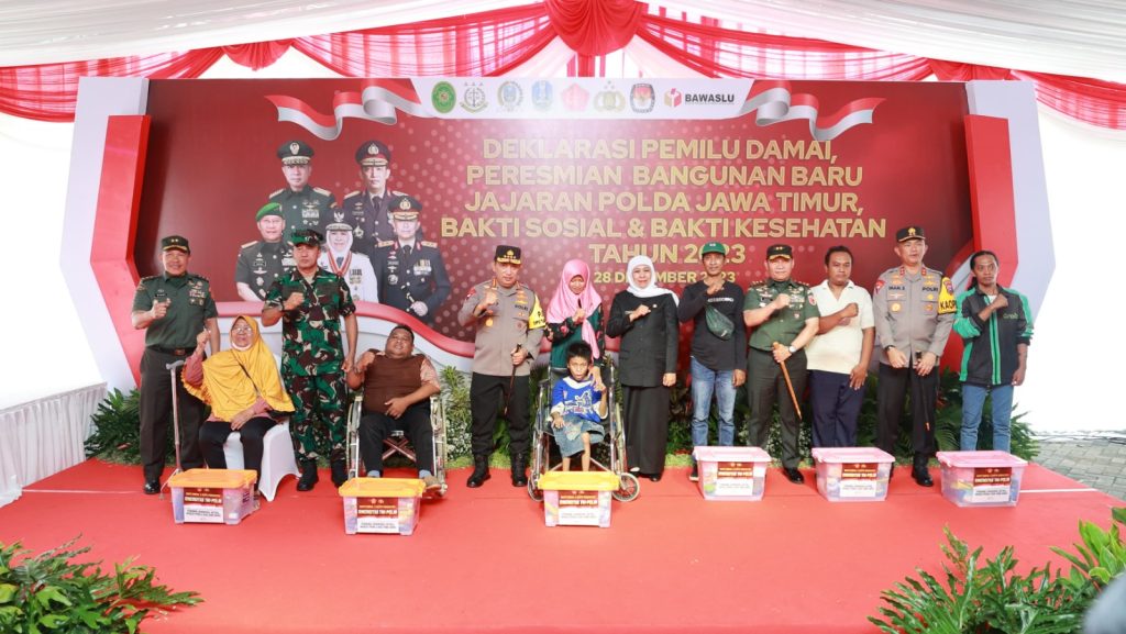 Kapolri dan Gubernur Jatim Deklarasi Pemilu Damai