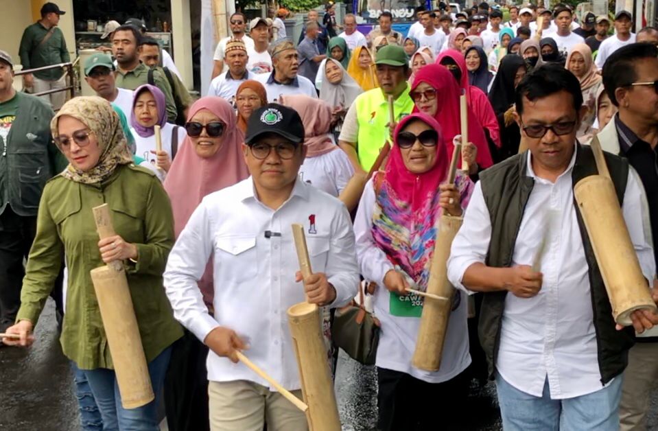 Kentongan dan Simbol Gerakan Masif Masyarakat untuk Wujudkan Perubahan
