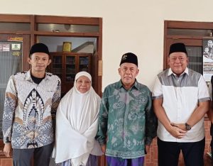 Merajut Kerukunan, TPN Ganjar-Mahfud Datang ke Kiai Marzuki dan Nyai Hasyim