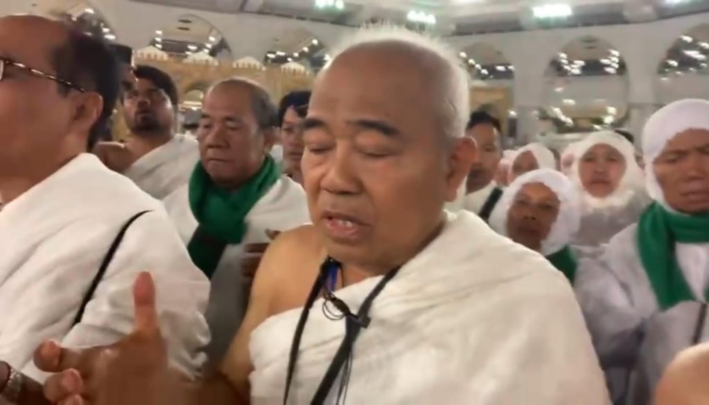 Viral..! Kiai Asep Doakan Kemenangan Prabowo-Gibran di Makkah
